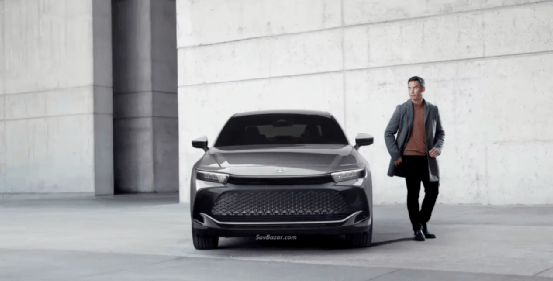 世界杯皇冠平台_全新设计+平台上身 从此告别国产 丰田皇冠Sedan将于广州车展亮相