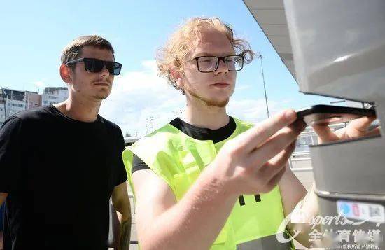 世界杯皇冠信用网代理_如何根治赛场“黄牛”世界杯皇冠信用网代理?全世界的聪明人都在想办法