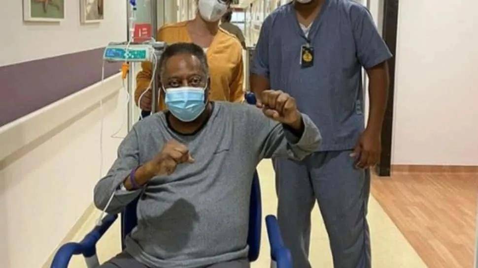 皇冠足球平台代理_原巴西球王贝利去世!不少豪门俱乐部都记得皇冠足球平台代理,C罗梅西等名宿纷纷合影悼念