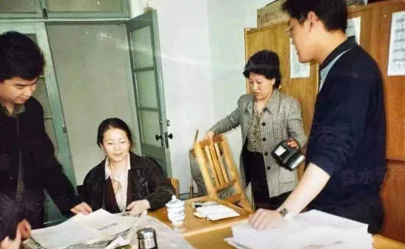 正版皇冠信用盘口出租_为什么警察如此喜欢这首歌正版皇冠信用盘口出租?