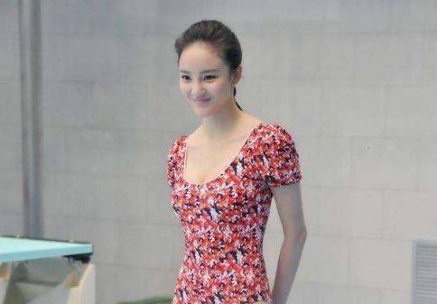 皇冠信用盘登2登3_连登3年春晚皇冠信用盘登2登3,婚姻被小三插足,遭家暴2次堕胎,如今坚强的活着