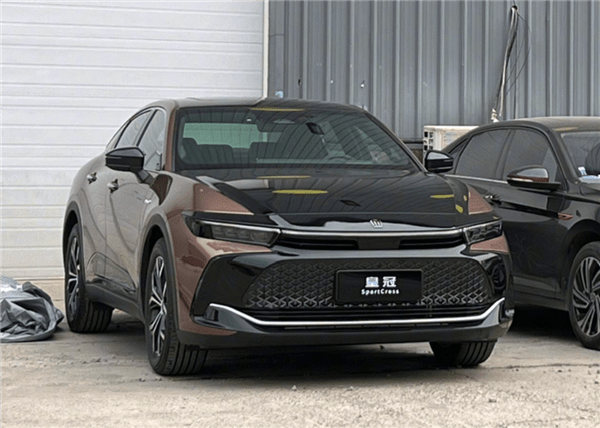 皇冠信用盘可以占几成_自信比肩BBA 进口丰田皇冠国内售价公布:36.90万起