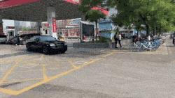 怎么开皇冠信用盘_爆笑GIF:U盘坏了打不开怎么办?学会这招怎么开皇冠信用盘,1分钟搞定!