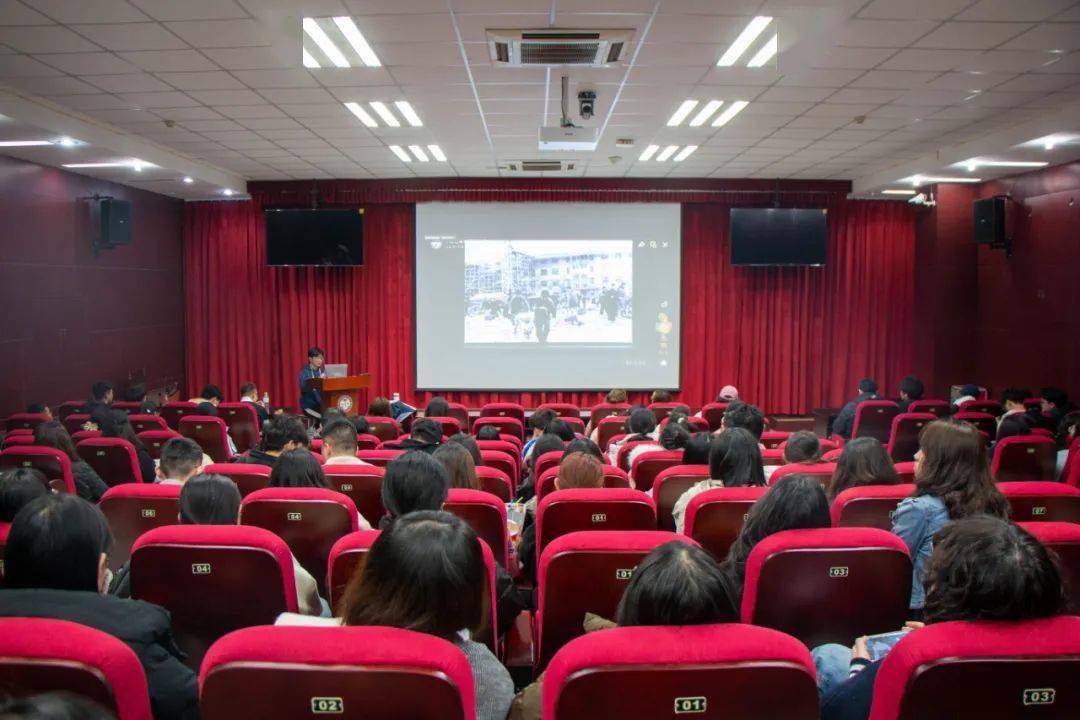 皇冠登一登二登三区别_他们三登舞台皇冠登一登二登三区别,获得8.6万点赞!