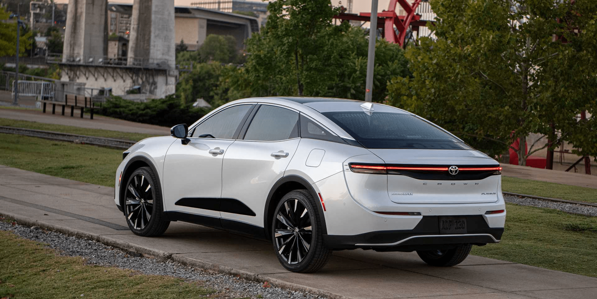 皇冠信用盘如何代理_全新一代丰田皇冠实拍图发布皇冠信用盘如何代理,将于11月15日广州车展正式首发?