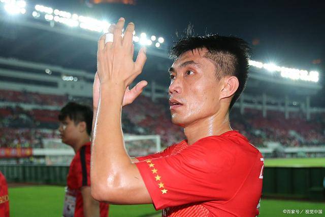 皇冠足球平台在哪里注册_郑智下课?足球机构炮制78岁名帅出山皇冠足球平台在哪里注册,媒体给广州队递补中超添乱