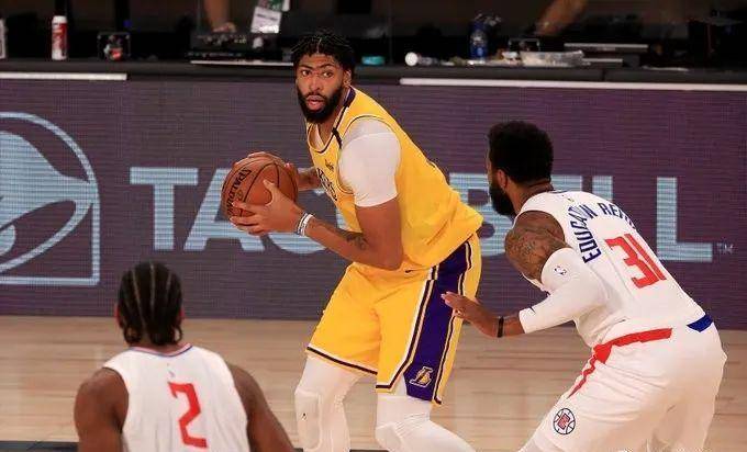 皇冠信用网登1_这比赛太窒息了!1球4分皇冠信用网登1,湖人老大逐渐登化