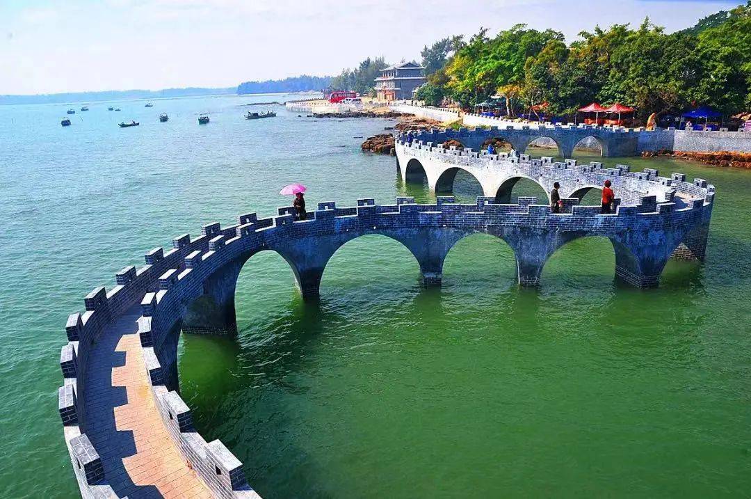 皇冠体育_总要跟爱的人去一次海边吧皇冠体育!| 《南海姑娘》的浪漫指南