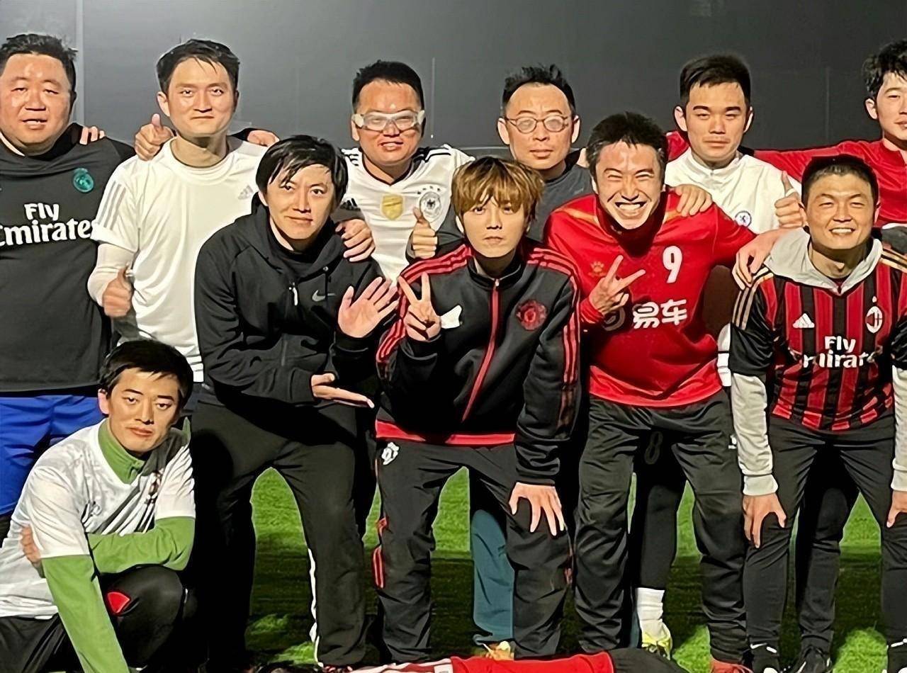 世界杯皇冠足球平台_带你解读鹿晗世界杯皇冠足球平台,“足球鹿”,凭啥可以解说世界杯英格兰对阵伊朗比赛