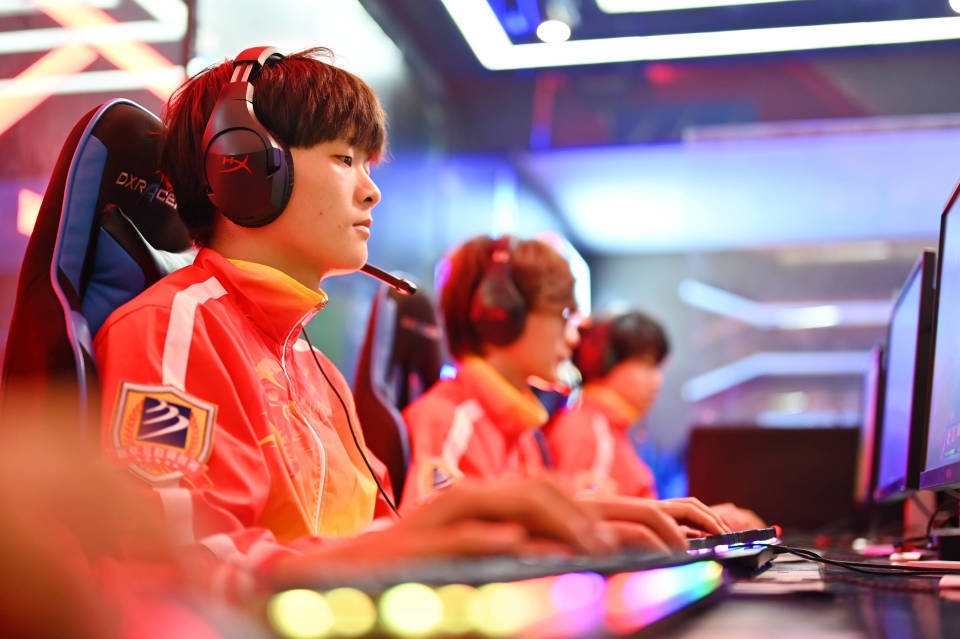 皇冠电竞足球_杭州亚运会:电竞“拯救”综合体育大赛皇冠电竞足球,压倒足球篮球成最靓的仔