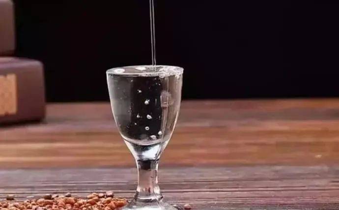 网上买球怎么买_你会在网上买酒吗网上买球怎么买?为什么很多人喜欢网上买酒?听听行家怎么说