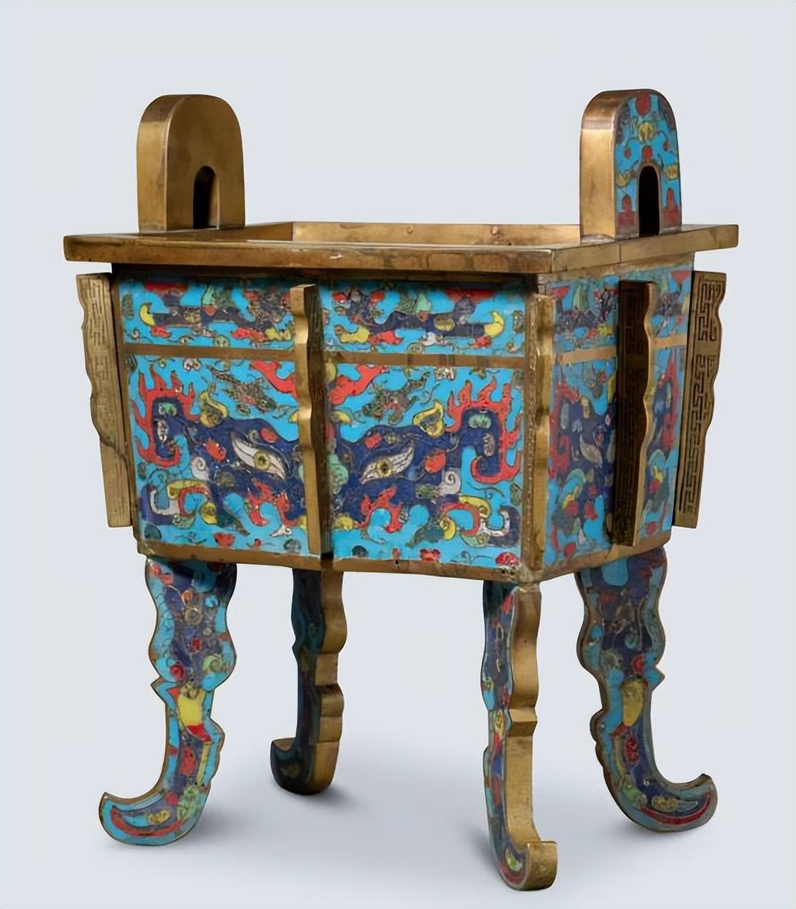 皇冠信用网在线注册_古董艺术品在线拍卖平台注册时需要办理相关的资质和手续皇冠信用网在线注册?