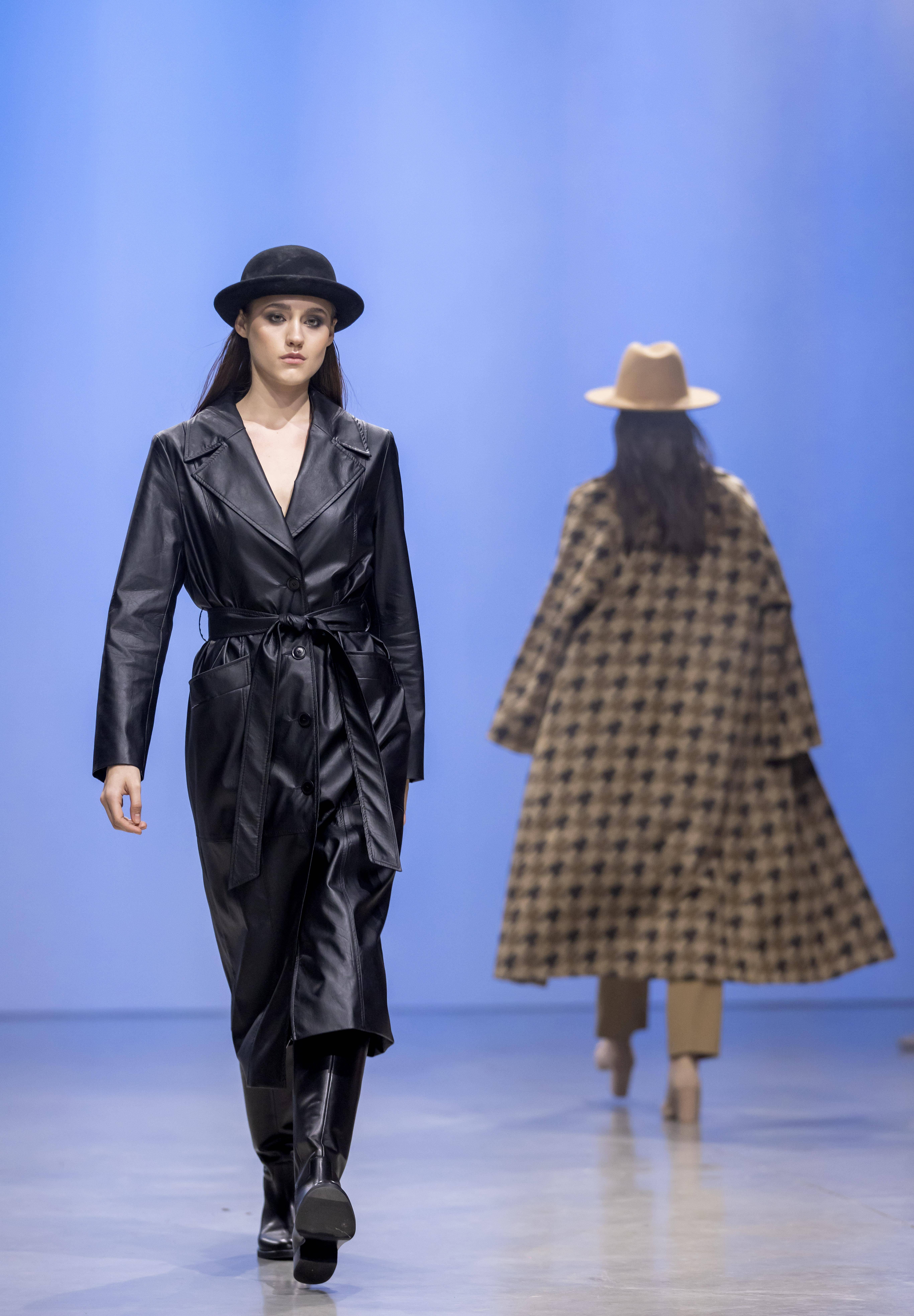 皇冠信用登2代理_(二线国外代理)摩尔多瓦时装秀快照(2)