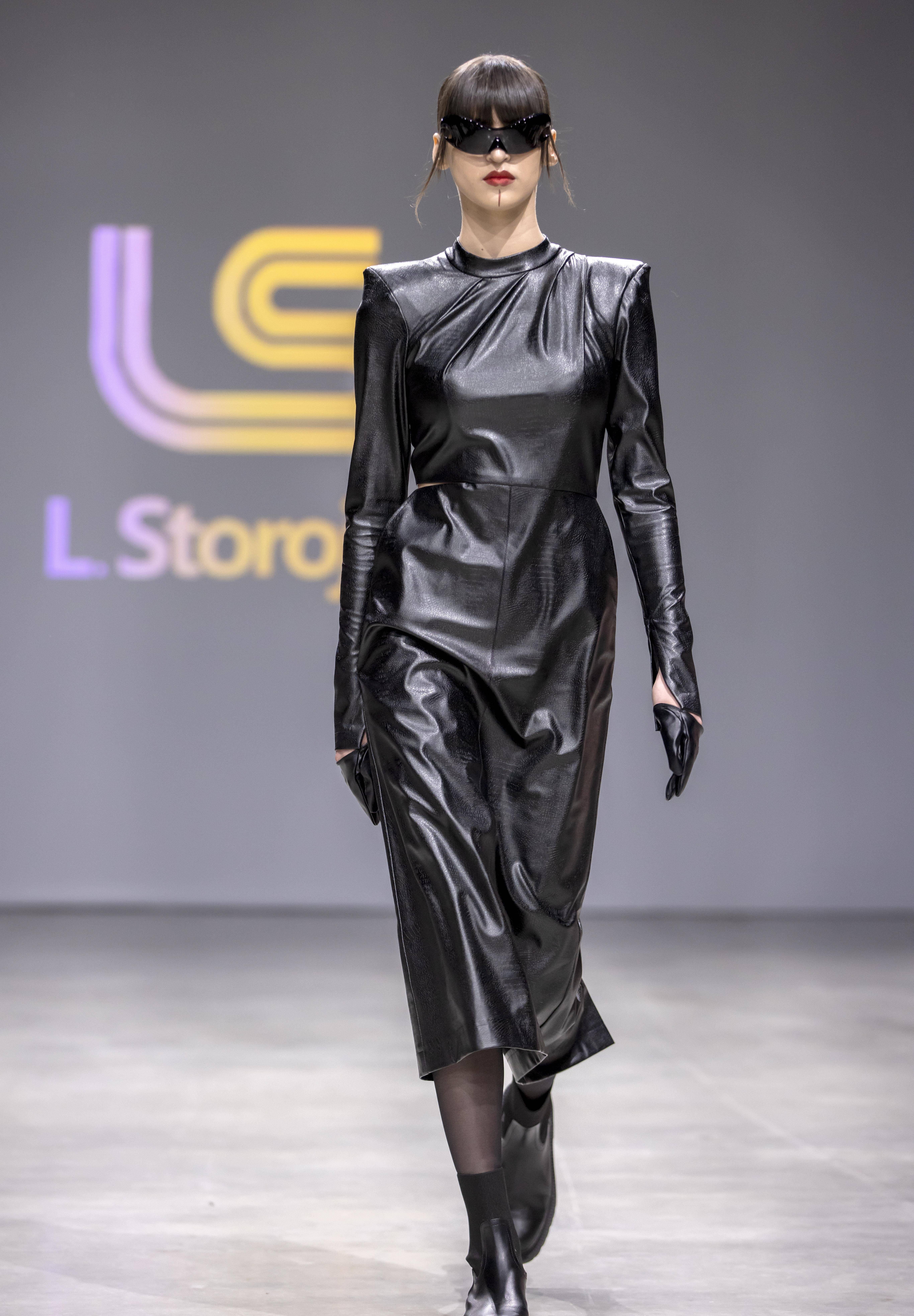 皇冠信用登2代理_(二线国外代理)摩尔多瓦时装秀快照(2)