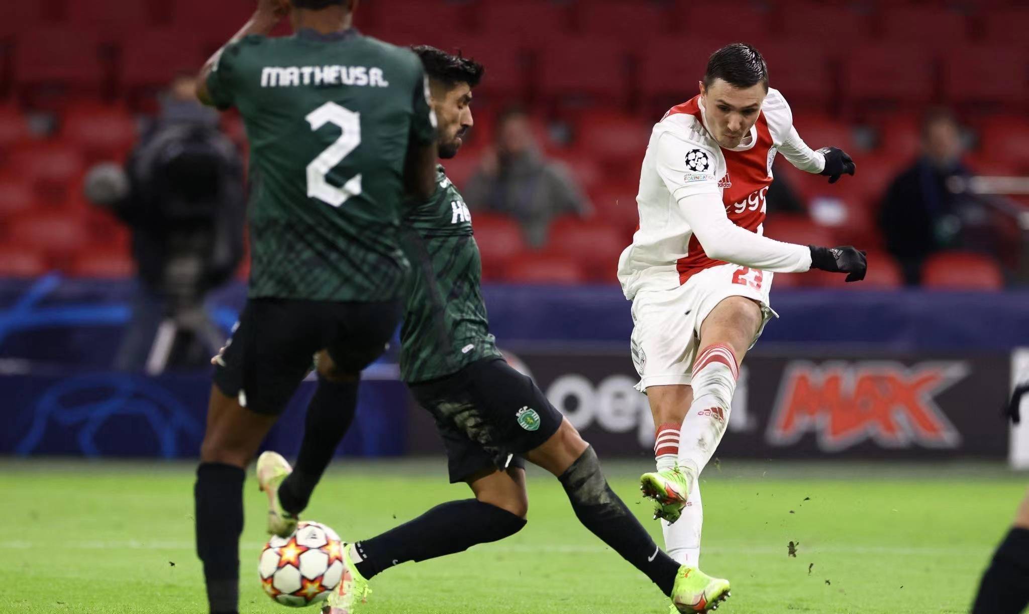 费耶诺德足球直播_今日足球:PSV埃因霍温vs阿贾克斯 特温特vs费耶诺德