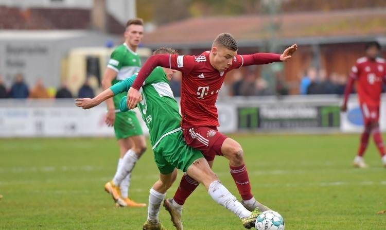 费耶诺德足球直播_今日足球:PSV埃因霍温vs阿贾克斯 特温特vs费耶诺德