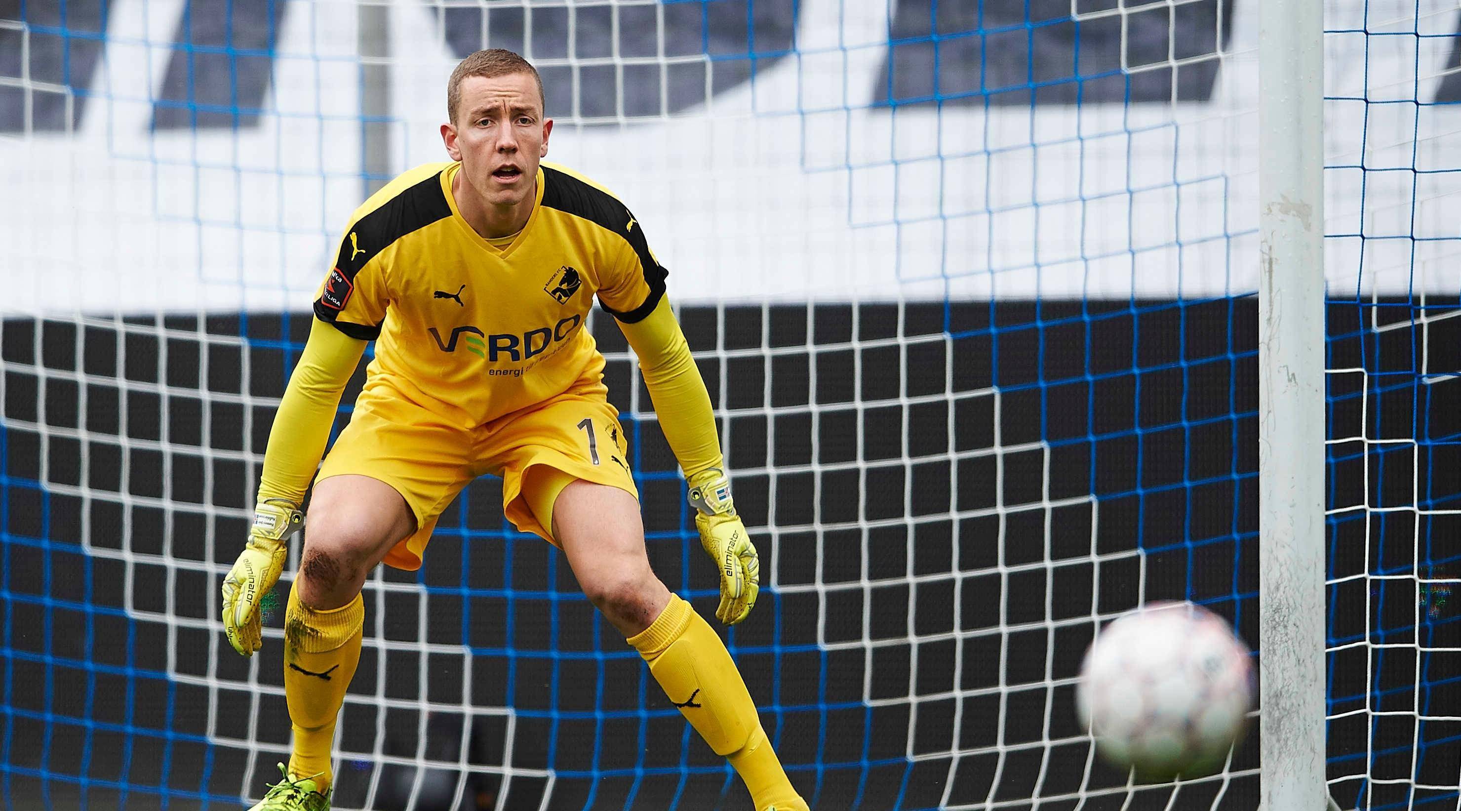 费耶诺德足球直播_今日足球:PSV埃因霍温vs阿贾克斯 特温特vs费耶诺德