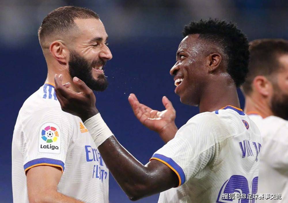 萨尔茨堡红牛足球_今日足球:皇家马德里vs那不勒斯 皇家社会vs萨尔茨堡红牛