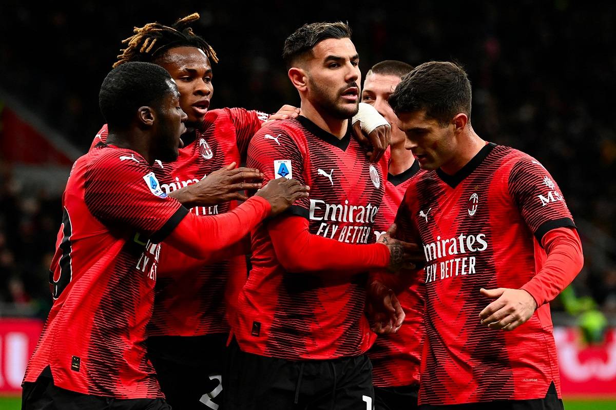 AC米兰比赛_球员评分:AC米兰 1-0 佛罗伦萨—迈尼昂和特奥决定比赛