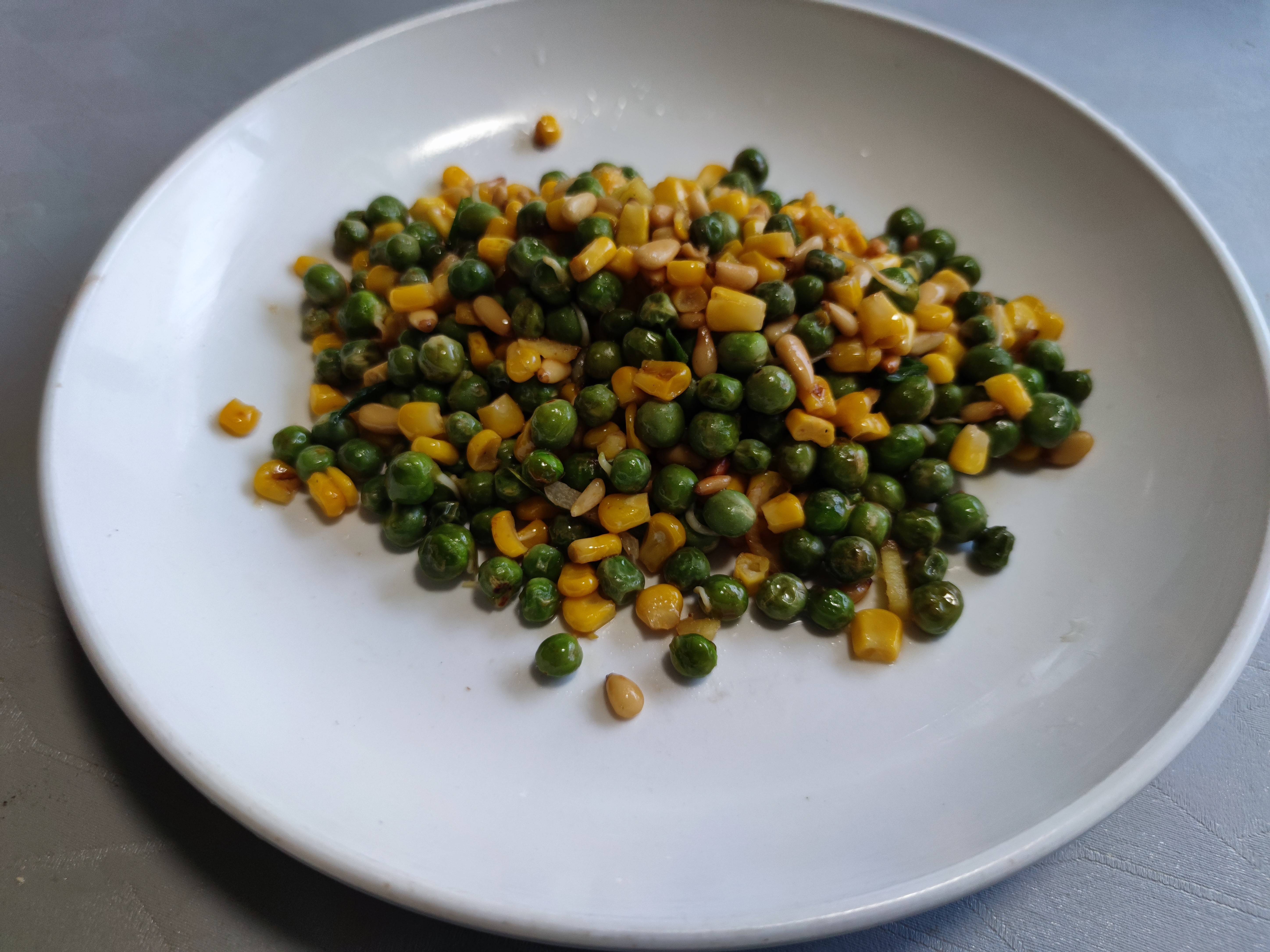 皇冠代理登1,2,3_寒露来临皇冠代理登1,2,3,提醒中老年:1少登,2不喝,吃3样,养足精力平安入冬