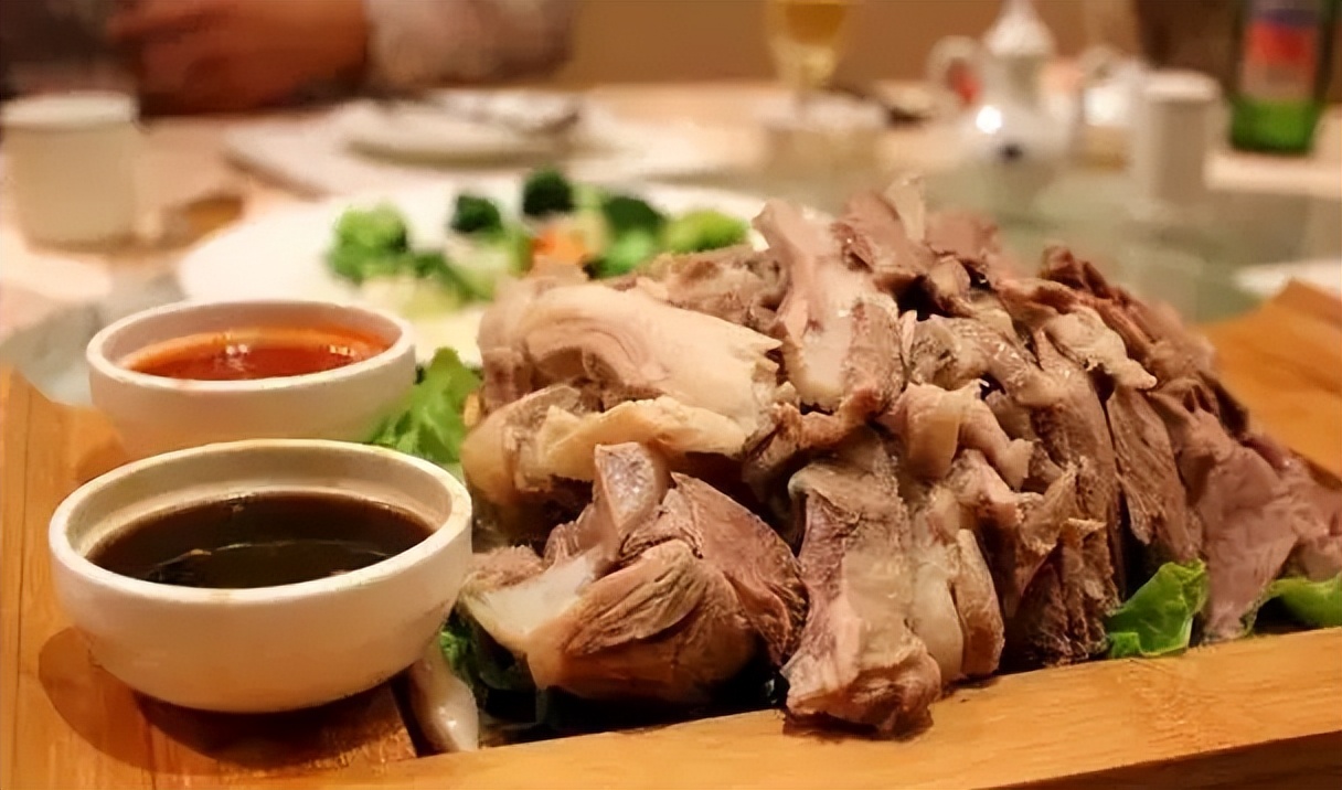 皇冠代理登1,2,3_寒露到来皇冠代理登1,2,3,提醒中老年:1少登,2不喝,吃3样,养足精力顺利入冬