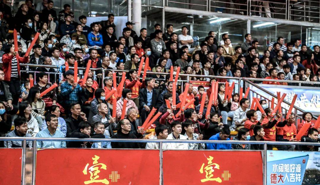 大利甲组联赛_大朗篮球就是这么燃大利甲组联赛!石厦队夺得甲组联赛冠军!