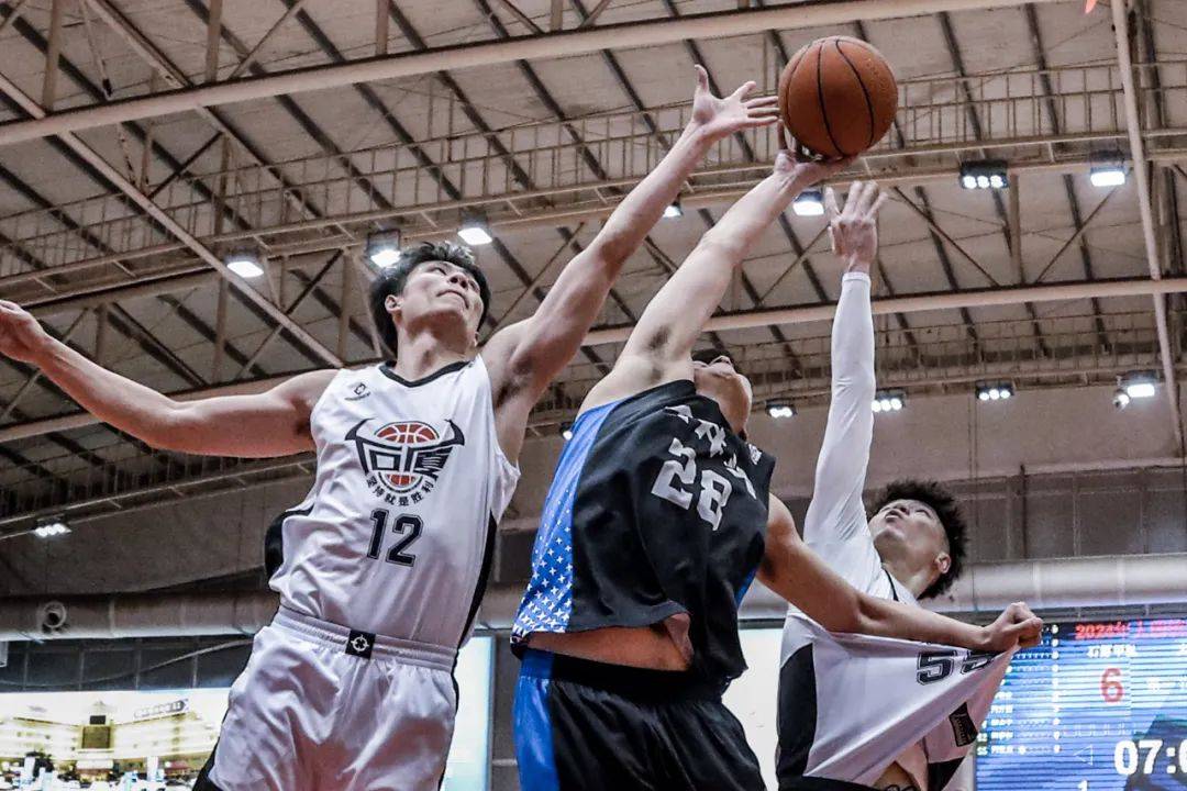 大利甲组联赛_大朗篮球就是这么燃大利甲组联赛!石厦队夺得甲组联赛冠军!