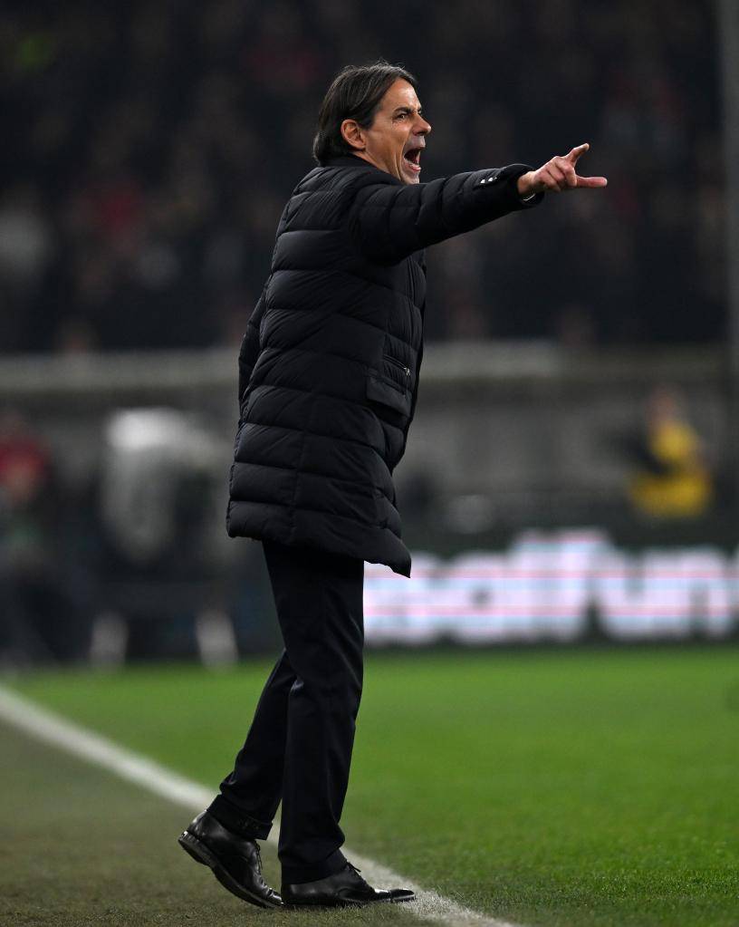 国际米兰足球直播_足球——意甲:国际米兰战平热那亚