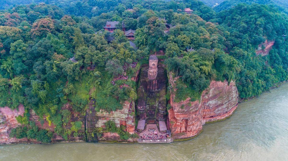 如何找当地皇冠代理_四川定制游导游如何预约如何找当地皇冠代理?找成都当地导游定制个性化6日游行程