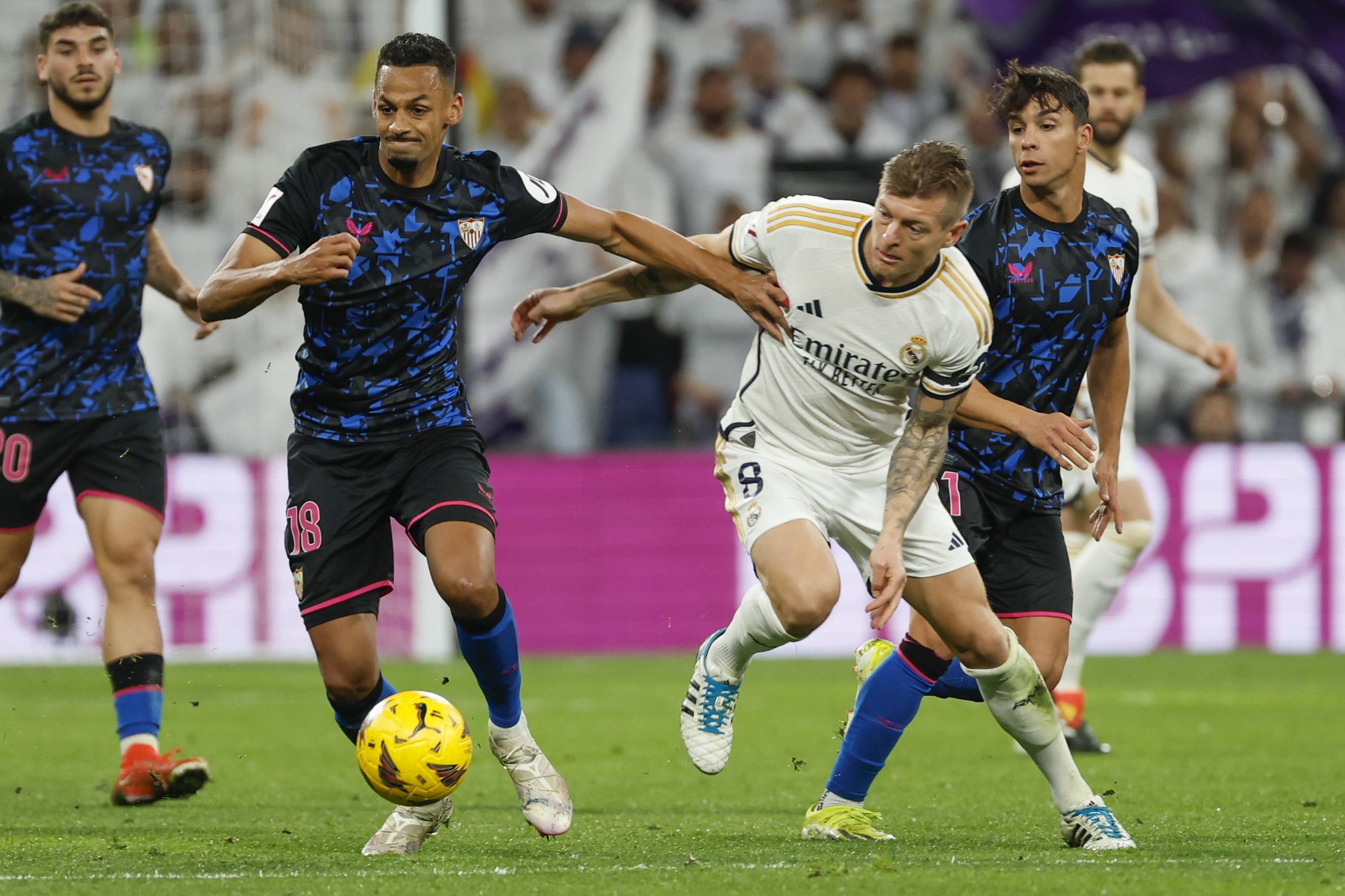 塞维利亚足球直播_足球——西甲联赛:皇马胜塞维利亚