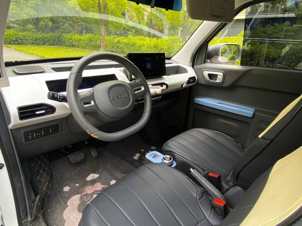 买球的正规网站_买车给父母接送孩子买球的正规网站,还是得买上绿牌的正规小车