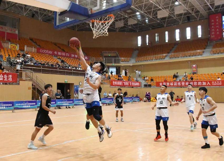 奥地利篮球超级联赛_市公安局勇夺山西省男子篮球超级联赛(晋超联赛)忻州市市直职工篮球赛冠军