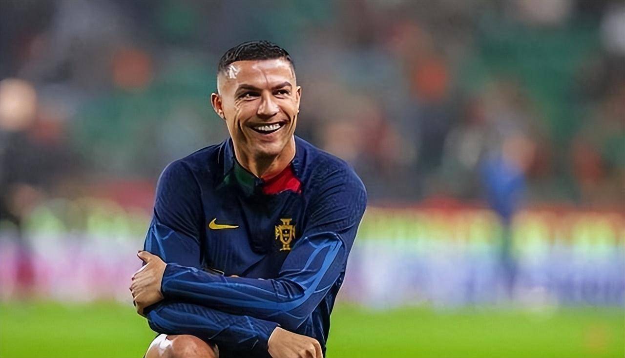 欧洲杯足球直播_中央5台直播足球时间表:今晚CCTV5直播两场欧洲杯比赛欧洲杯足球直播!附节目表