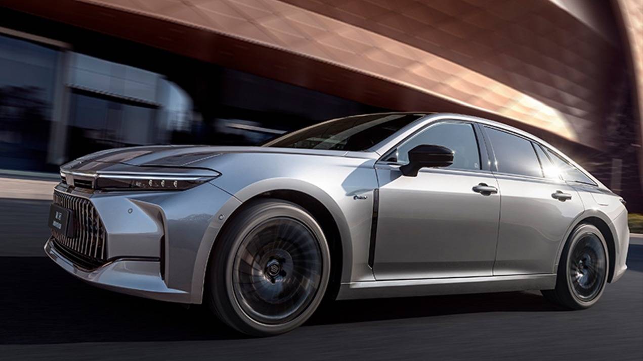 皇冠官方_全新皇冠上市皇冠官方,原装进口,官方指导价29.9万元起