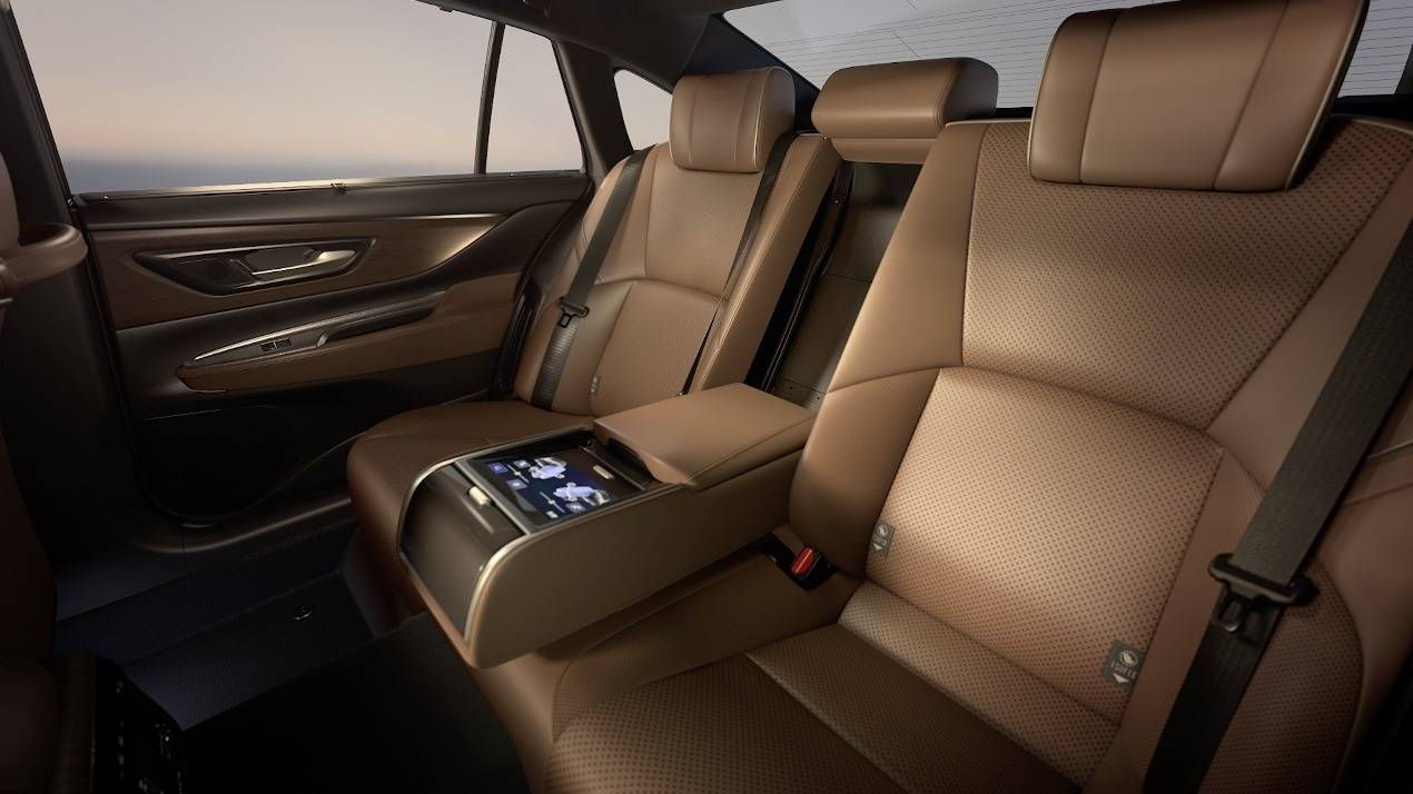 皇冠官方_全新皇冠上市皇冠官方,原装进口,官方指导价29.9万元起