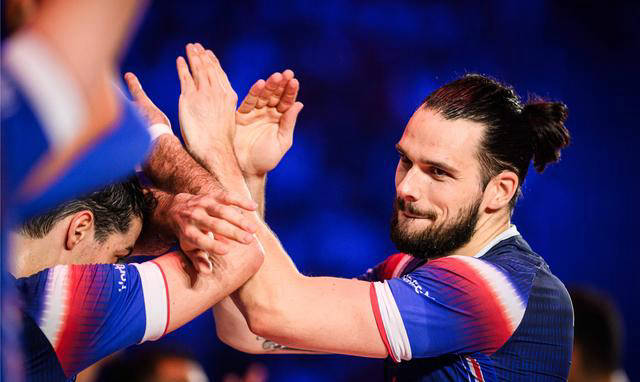 法国-美国_法国逆袭夺冠法国-美国,美国遭遇滑坡