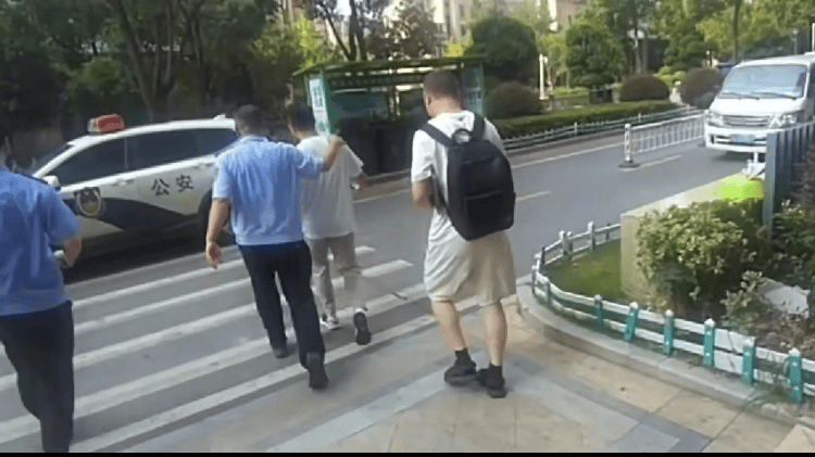 皇冠信用网会员申请_用虚假材料代申请邮轮钻石会员皇冠信用网会员申请,120多家网店被封停