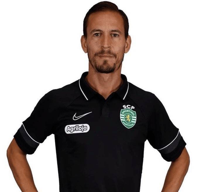 皇冠信用網在线申请_主帅将赴曼联皇冠信用網在线申请!记者:葡体助教若昂-佩雷拉将接任一线队主帅