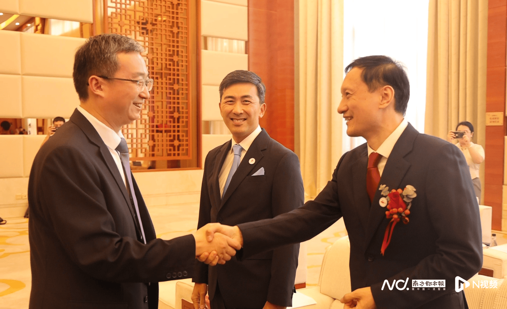 皇冠信用網APP下载_东莞市委书记韦皓:将旗帜鲜明地支持民营经济发展