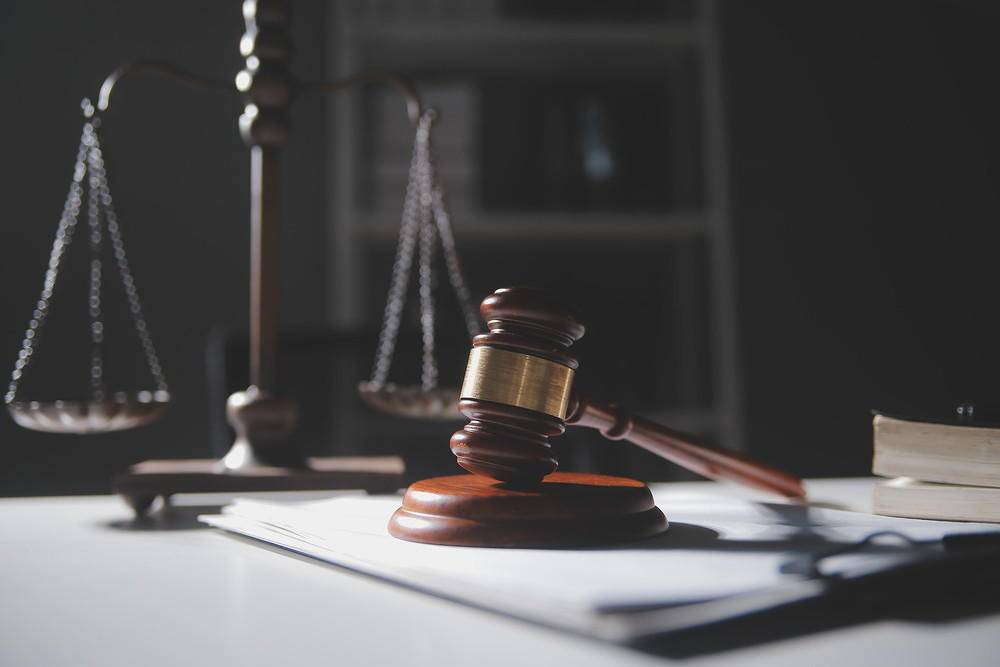 皇冠信用網最高占成_厦门一五金厂老板“卖零件”给外籍客户皇冠信用網最高占成,被控非法制售枪支 有客户曾称是电池盒