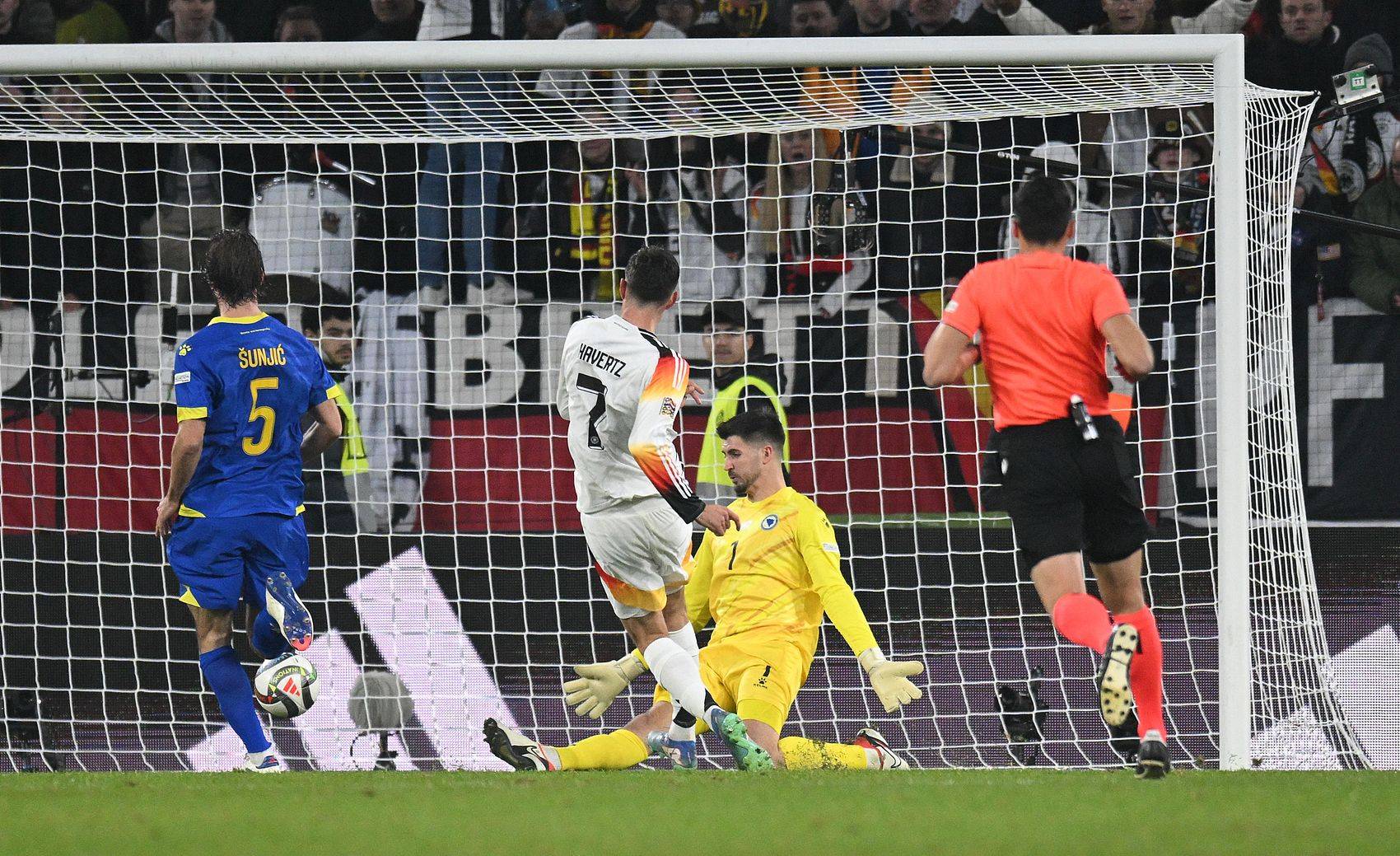 hga030怎么获取账号_欧国联-惨案hga030怎么获取账号!维尔茨2射1传哈弗茨破门 德国7-0波黑