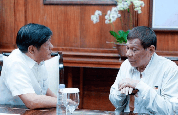 皇冠足球管理平台出租_意料之中!惨遭入狱的杜特尔特皇冠足球管理平台出租,最后悔的,就是曾经帮了马科斯一把