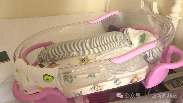 皇冠信用网代理_广西一月子中心有宝宝右手两处骨折皇冠信用网代理,家属求真相,警方介入调查