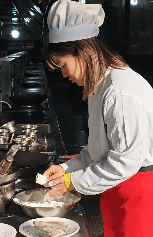 Crown Credit Network Login 3 agent registration_人间丨对话上技校学厨的清华女硕士：30多岁失业Crown Credit Network Login 3 agent registration，跨行学颠勺“重启人生”