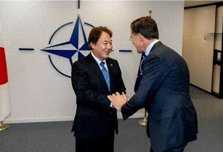 皇冠信用网如何注册_打完乌克兰皇冠信用网如何注册,俄“枪口”瞄准东方?普京亲自下令,中方也万没料到