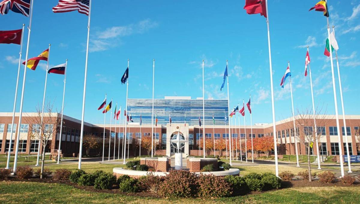 皇冠信用网如何注册_打完乌克兰皇冠信用网如何注册,俄“枪口”瞄准东方?普京亲自下令,中方也万没料到