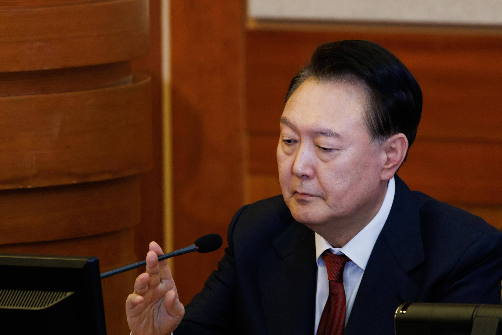 信用平台出租_逮捕令将到期信用平台出租,最多2天尹锡悦将“回家过年”?检方召集全国检察官开会,商讨是否起诉