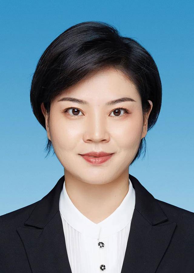 皇冠登3代理申请_北京“85后”厅干钟棉棉皇冠登3代理申请,履新