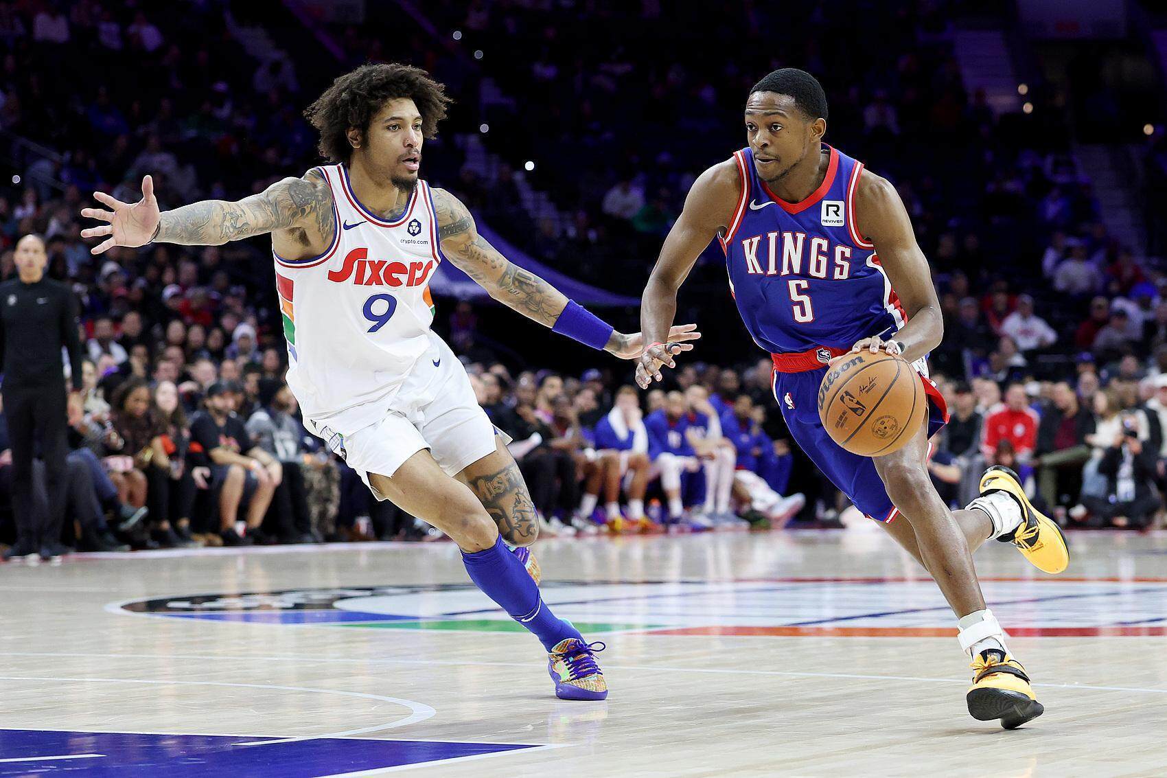 皇冠信用网注册开通_【NBA】福克斯或将加盟马刺皇冠信用网注册开通,太阳希望加入促成比尔、巴特勒交易