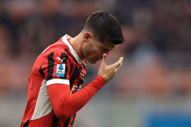 皇冠代理管理端_隆戈:加拉塔萨雷租借+1600万欧强制买断报价莫拉塔